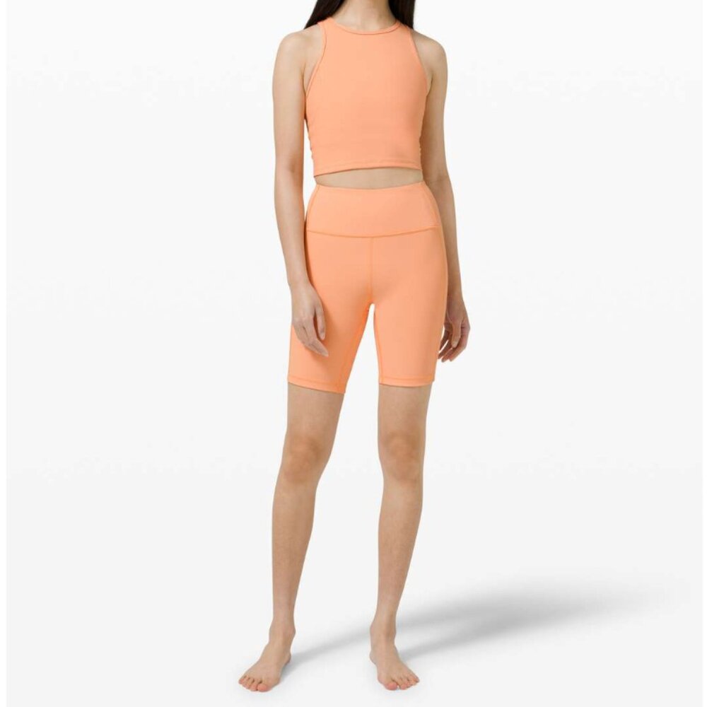 Lululemon Ribbed Contoured High-Rise Short 8"